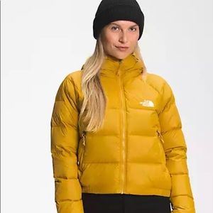 The North Face hydrenalite down hoodie arrow wood yellow